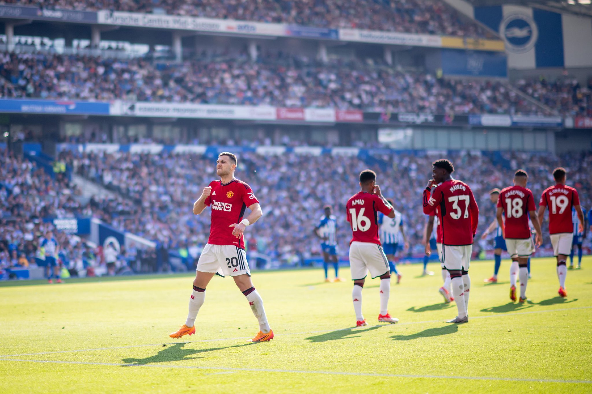 育園首演測 育園首演測